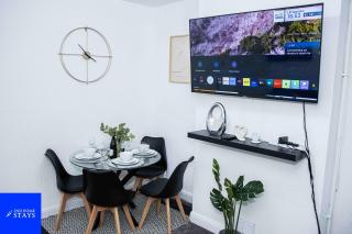 Hanley 3-Beds Sleeps 6 Parking - 9