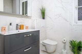 #34 2P Raimbaldi central 2balconies / AC & WIFI - 2