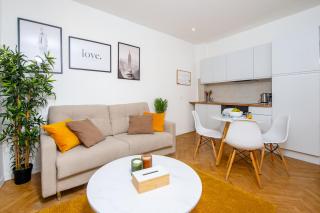 #34 2P Raimbaldi central 2balconies / AC & WIFI - 6