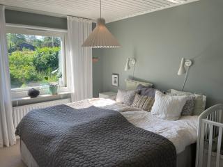 Modern home; Villa Stråvalla. Near beach with jacuzzi - 1