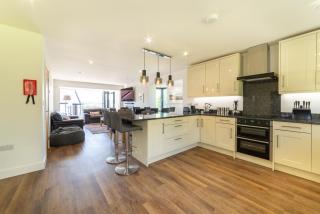 Gardd Y Llys Luxurious Family Retreat with amazing views - Llandrillo-yn-Rhôs - 1
