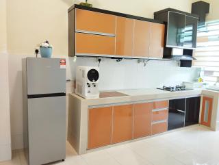 Cosy Casa Hana 4BR 3B - Kuantan - 1
