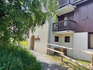 Studio fonctionnel au centre station avec balcon et vue montagne, 2 étoiles - FR-1-181-2494 - 1