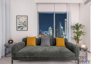 Upscale 2BR at Downtown - 8