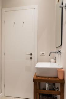 Youhosty - Ticinese Suite 3 - Milan - 7
