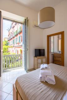 Smooth Vibes at Chiaia by NapoliApartments - Nápoles - 4