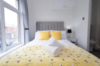 Bolton Boutique Apartments Stylish, Cozy Studios for Contractors & Leisure Stays - 0