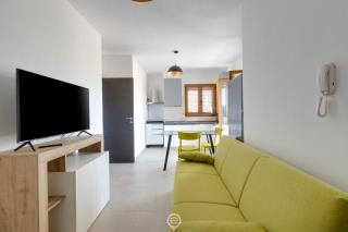 Orange Apartment 3 - 5