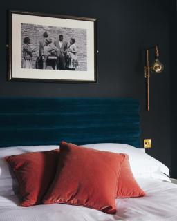 The Porterhouse grill & rooms - 9