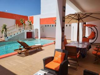 Maison avec piscine - 1