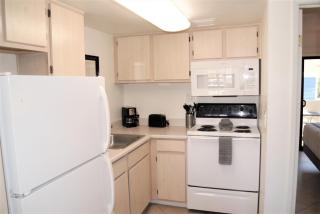 147 Fully Furnished 1BR Suite-Pet Friendly - 6