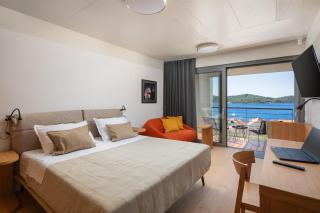 Villa Nisa - Private Pool & Panoramic Sea Views - 8