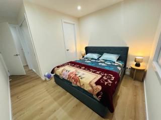 Ghani Holiday Home in Melbourne West - 3