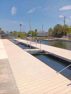 Modern Waterview House - 0