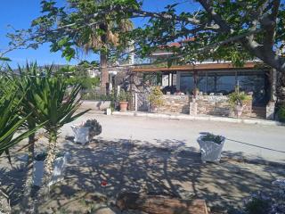 Alonaki Seafront Cottage - 6