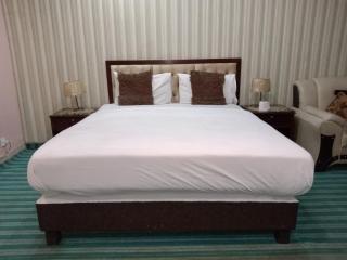 Comfort Inn Hotel - Lahore - 5