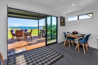 The Leading Light - One Tree Point Holiday Home - One Tree Point - 5