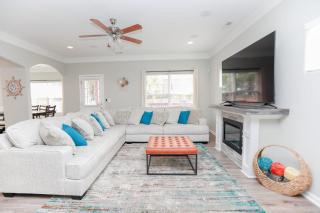 Sojourn Palm Tree Family Oasis 4 BR - 4