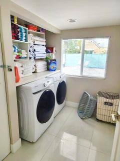 Gorgeous Renovated Pool Villa, 3 min walk to Ocean, Villa Eucalypta - Fort Lauderdale - 3