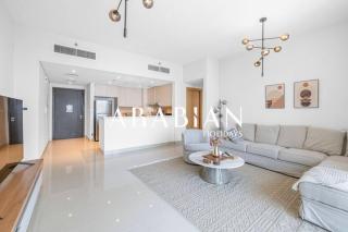 Spectacular 3 Bedroom on waterfront in Harbour Views - Dubaï - 2