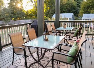 Top Deck Portland Property with Views - 8
