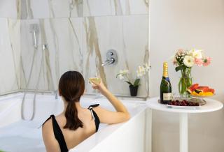 La Perla Luxury Rooms - 9