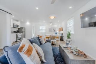 Mod Guest House near Lake Lewisville Fire Pit Pet Friendly by Vacation Your Way - 0