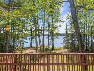 Dollar II Lakefront Retreat in Eagle River WI - Eagle River - 3