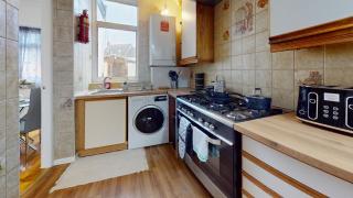 Dagenham - 4 Beds - Sleeps 8 - WiFi - Dagenham - 4