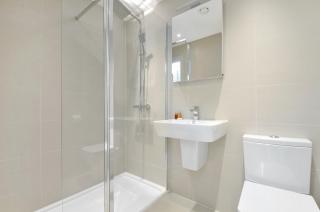 Access West Kensington - London - 2