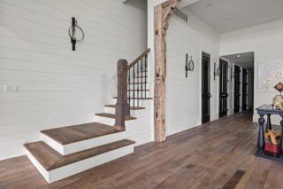 Black Door Bungalow - 1