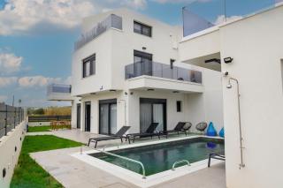Elegant and Stylish Villas Complex in Crete - Gournes - 0