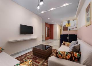 Travelholic 90 Residence - 1