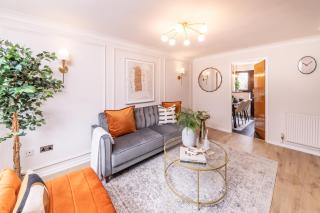 Central Birmingham Luxury House, Sleeps 6 people - 10 mins from Solihull NEC, BHX Airport, Resorts World - Birmingham - 0