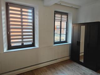 Work and Stay Selfkant Ganzes Haus 10 Zimmer, 18 Betten,5 Badezimmer,2 Küchen, Terrasse, 380 Qm, 3 Etagen - Selfkant - 1