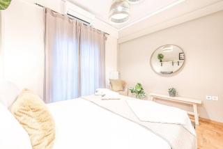 Bohemian Chic 1BR Apartment in the Heart of Athens - Athene - 4