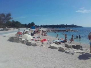 Studio apartment with free parking and no balcony but terase in front of the house - Pula - 0