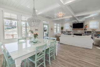 The Salty Mermaid by Seabrook Hospitality - 2