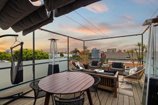 Venice Rooftop 5bd 4 bt steps from the beach - 9