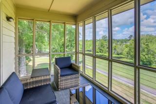 Sunset Beach Golf Condo with Pool about 2 Mi to Beach! - Sunset Beach - 0