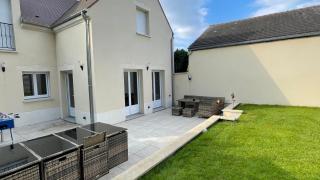 Magnifique villa 12 pers - 6 chambres avec salle de bain privative au Calme - 30 min Asterix - Ecrin de charme - Compiègne - 2