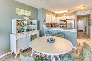 Oceanfront Condo with Balcony in Myrtle Beach! - Myrtle Beach - 4