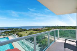 Tropical Paradise Spacious 3 bedroom - 1