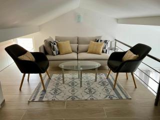 SeaScape - Relaxing beach home, steps from the water! - Bilice - 0