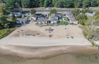 8 cottages on the beach of Lake Huron - Lincoln Junction - 6