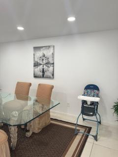 Cozy Family Home in Tampa with Private & Heated POOL - Tampa - 3