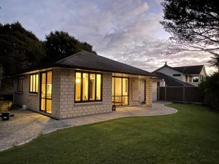 Charming Home Near Nature - Auckland - 0