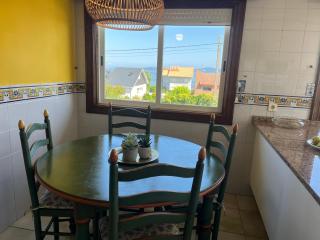 Exclusiva casa con piscina en la mejor zona de Vigo - Vigo - 1