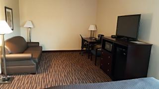 Cobblestone Inn & Suites - Denison | Oak Ridge - Denison - 9