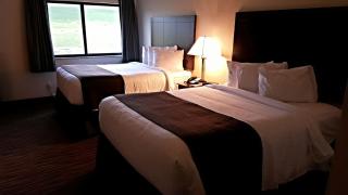 Cobblestone Inn & Suites - Denison | Oak Ridge - Denison - 8